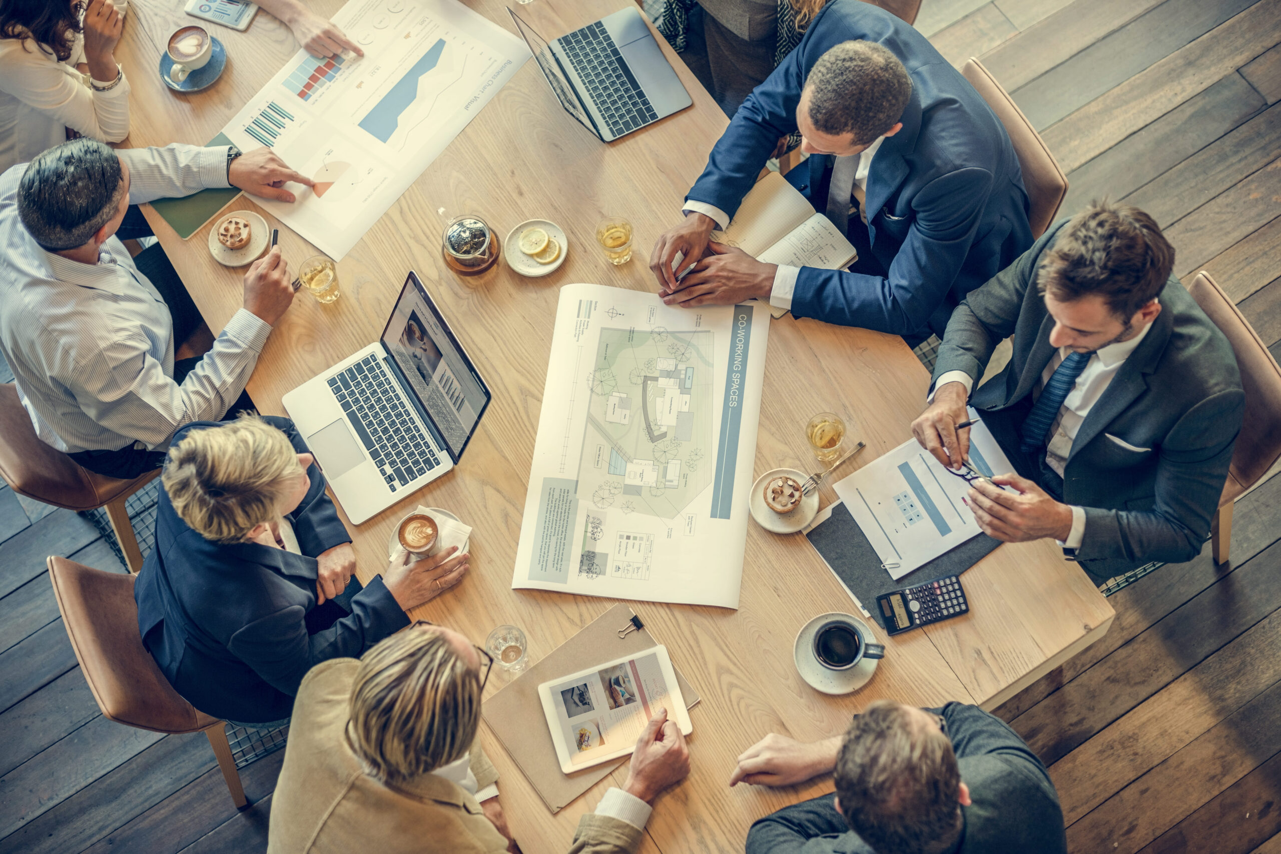 contacto emilio llopis